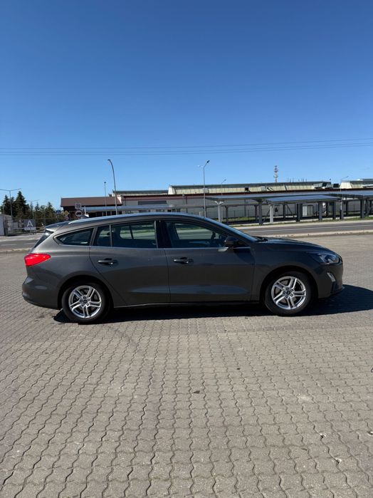 Ford   Focus 21r