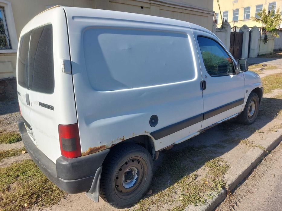 Продам Peugeot Partner 2002г