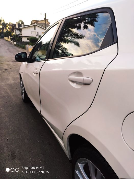 Mazda 2 Sport 2010