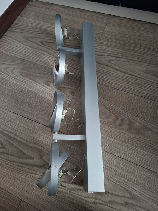 Lampa sufitowa halogenowa, kierunkowa