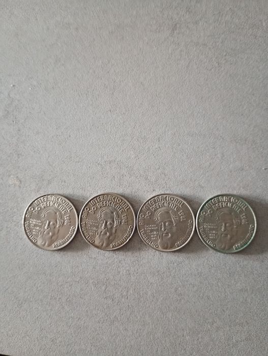 4 moedas de 25 escudos de ano internacional do deficiente 1981
