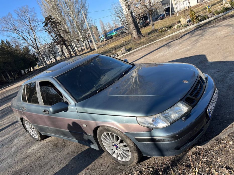 Автомобиль Saab 9⁵