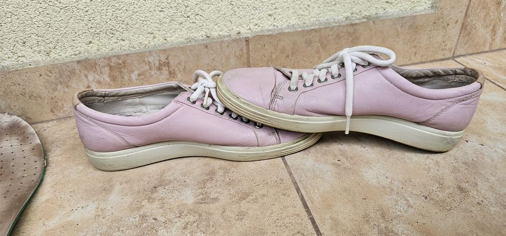 Damskie buty skórzane ECCO rozmiar 40 wkładka 25,5cm używane