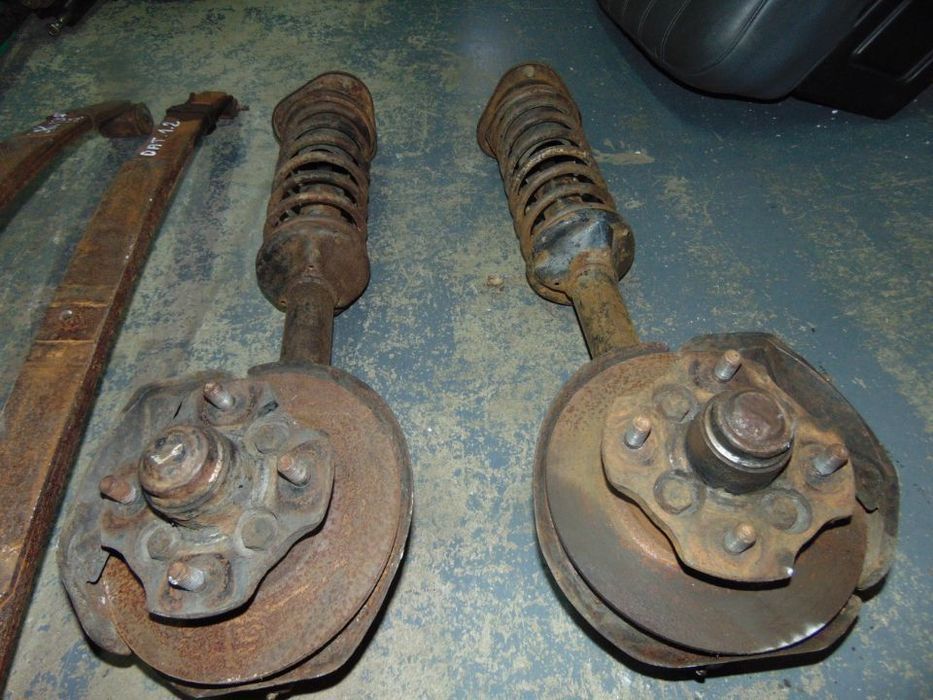Datsun 1200 molas de suspensão de trás/Suspensão da frente
