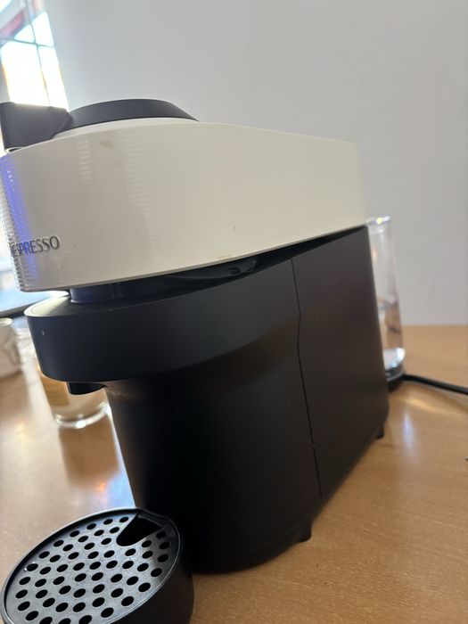 Maquina de café Nespresso vertuo