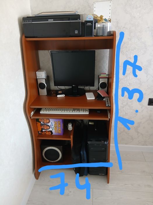 Продам компютерний стіл
