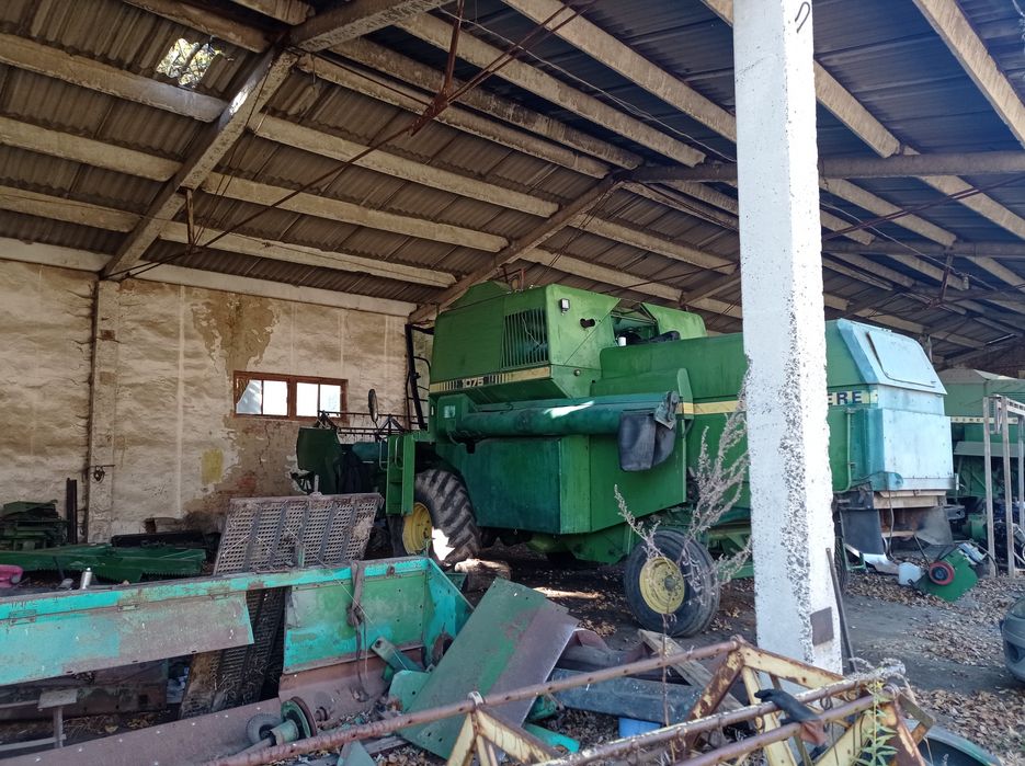 Комбайн John Deere 1075