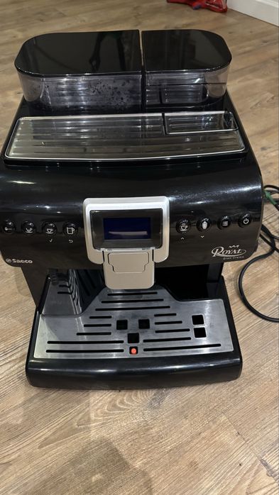Saeco Royal Gran Crema bez pojemnika na fusy oraz spieniacza