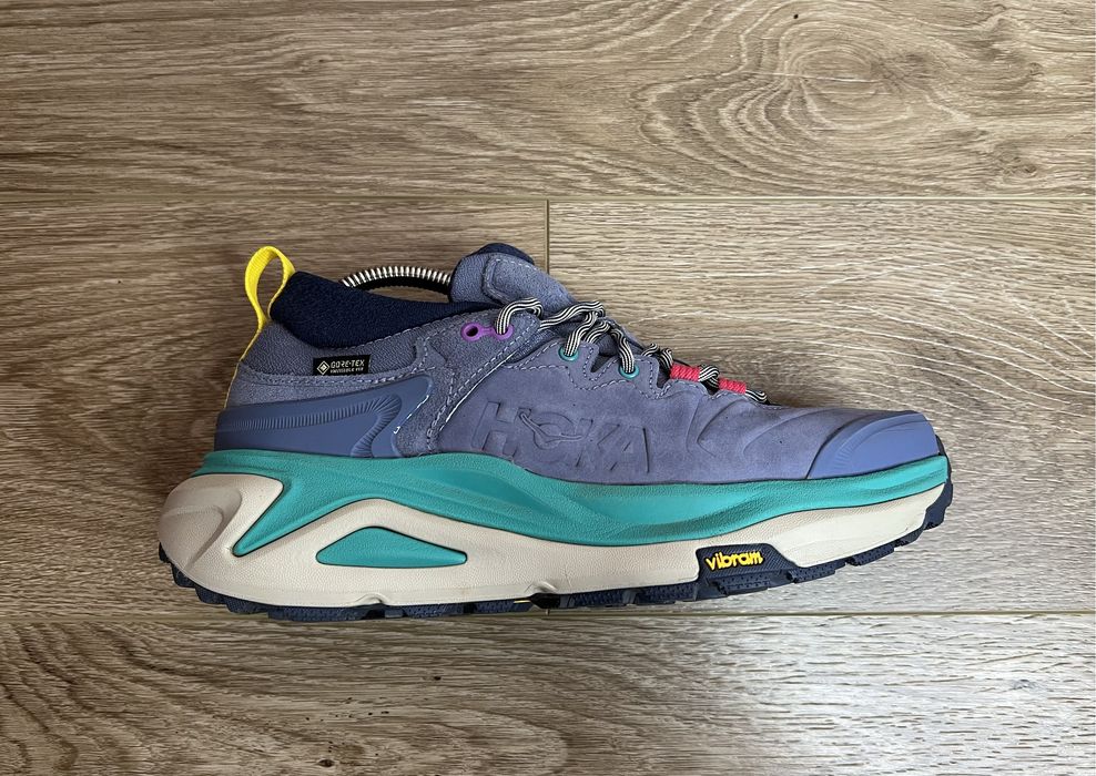 Продам БОМБЕЗНІ жіночі трейлові кросівки Hoka Kaha 3 Low GTX “Anchor Gemstone”