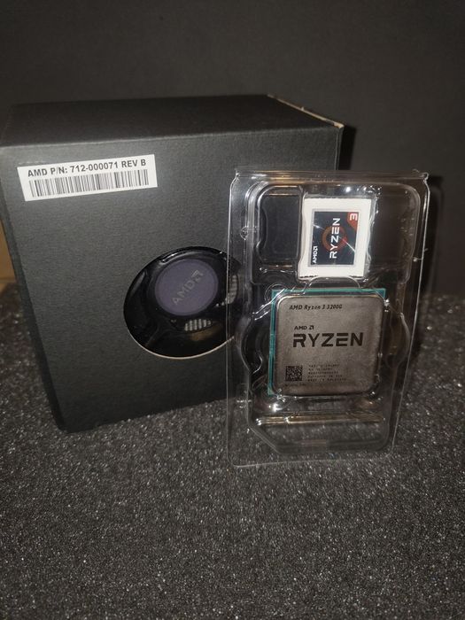 AMD Ryzen 3200G + Cooler + Autocolante64354197049090121