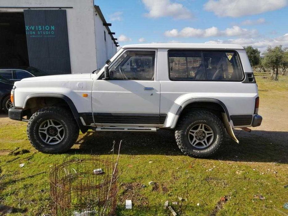 Nissan Patrol Y60