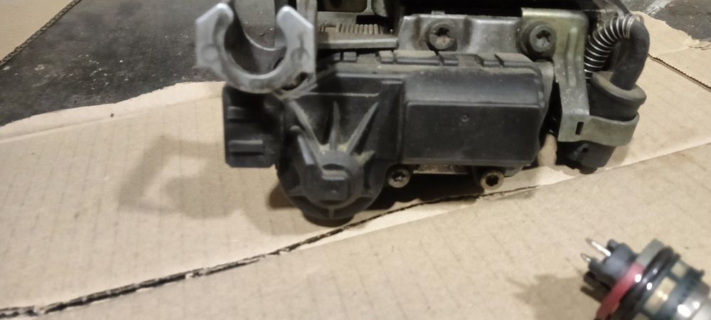 Продам  моно інжектор був на гольф 3