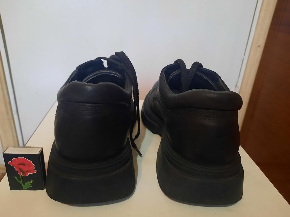 Отличные демисезонные туфли