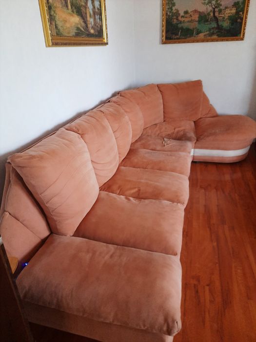 Диван и два кресла