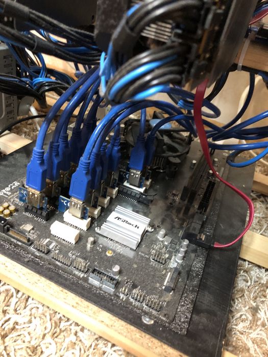 Корпус фермы для майнинга на 12-14 видеокарт 5700XT