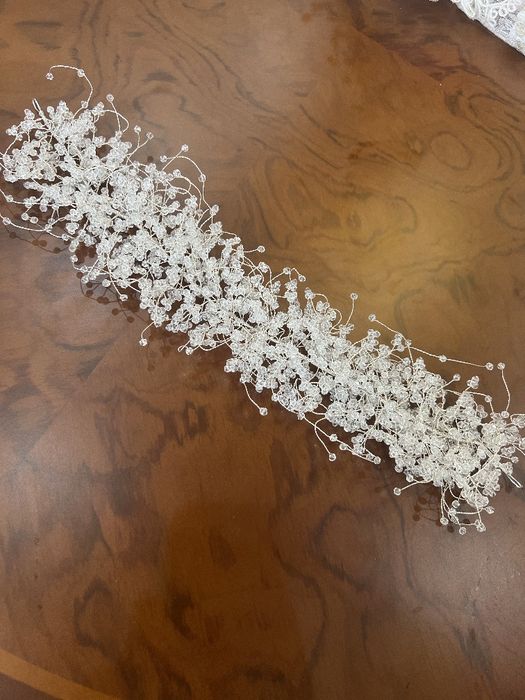 Весільна прикраса ручної роботи