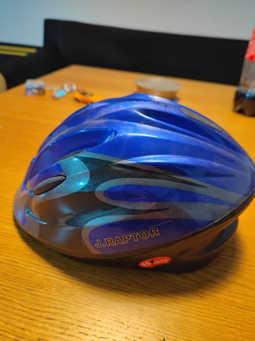 Capacete azul Berg ciclismo
