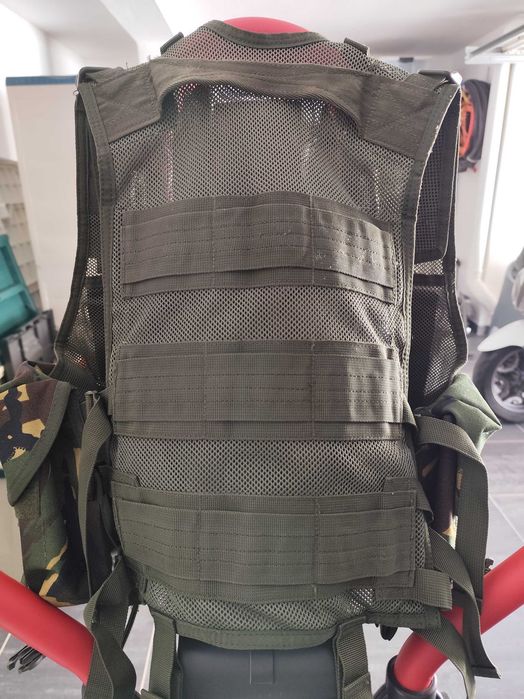 Artigos para trekking, marmita, cantil, camel bak, poncho tenda, mochila