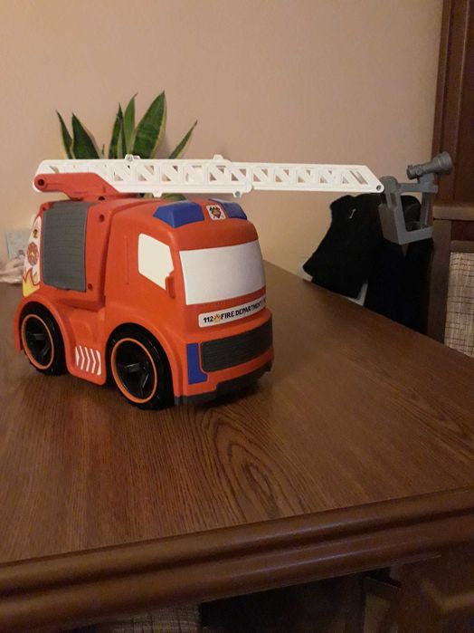 Auto pojazd strażak