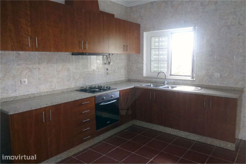 Moradia T2 para venda