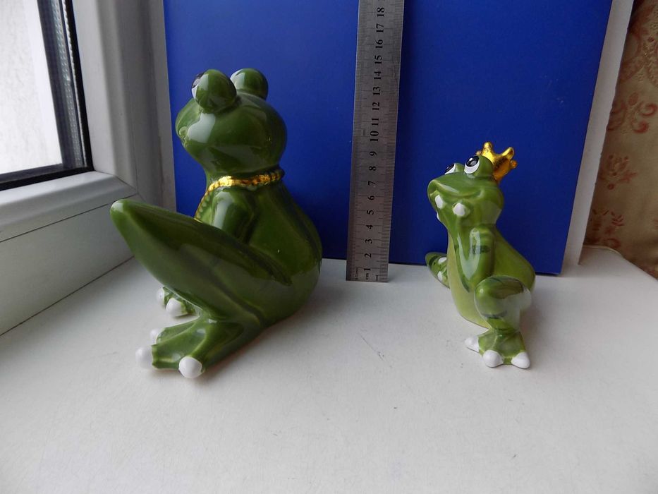 Подарочные фигурки статуэтки керамика Лягушки Green frog collection