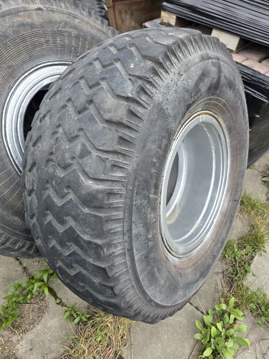 Koła. 16,5/70-18  KAMA przyczepa kirowiec felga pts