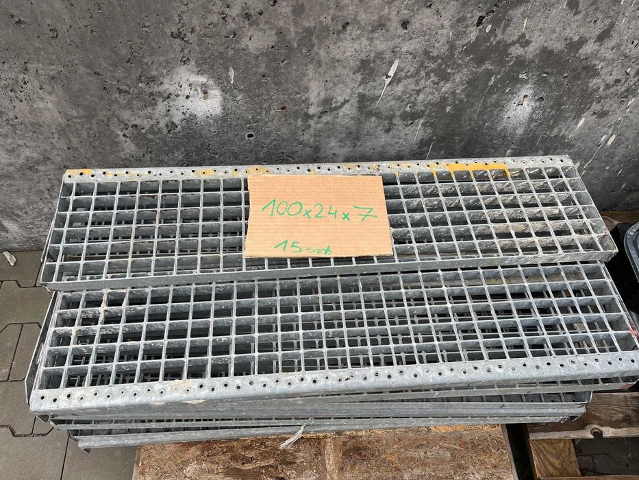 Stopień schodowy metal krata WEMA 1000 x 240