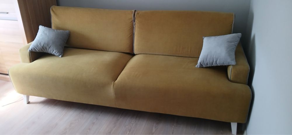 Duża kanapa z funkcją spania 180x220 - sprężyny kieszeniowe, stan bardzo dobry