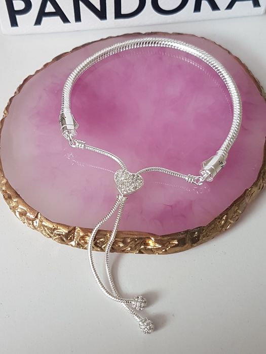 Bransoletka Pandora moment