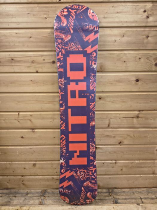 Deska snowboardowa Nitro Ripper 137 cm + wiązania (A23)