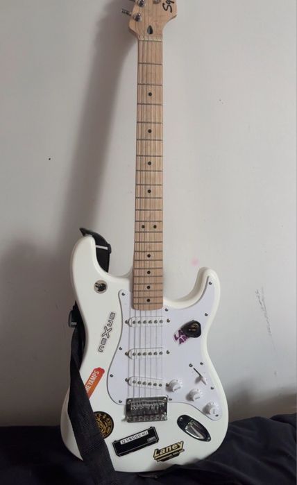 gitara elektryczna squier statocaster