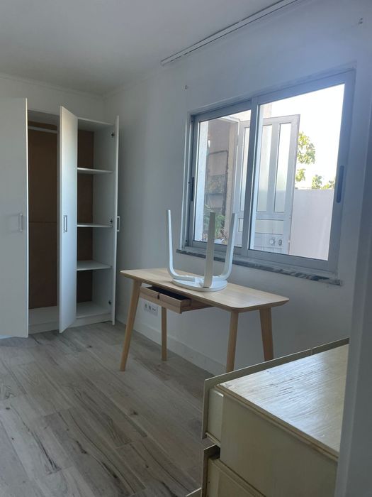 Quarto em faro gambelas perto da universidade