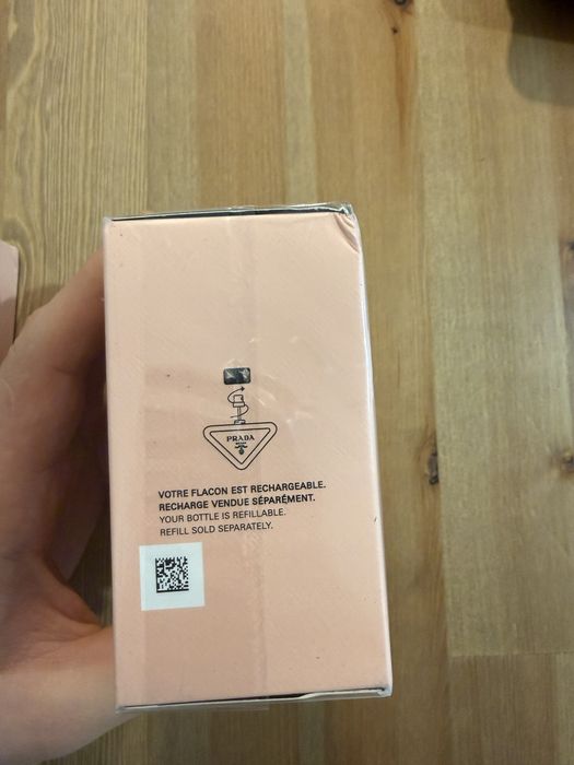 Perfumy prada paradoxe.