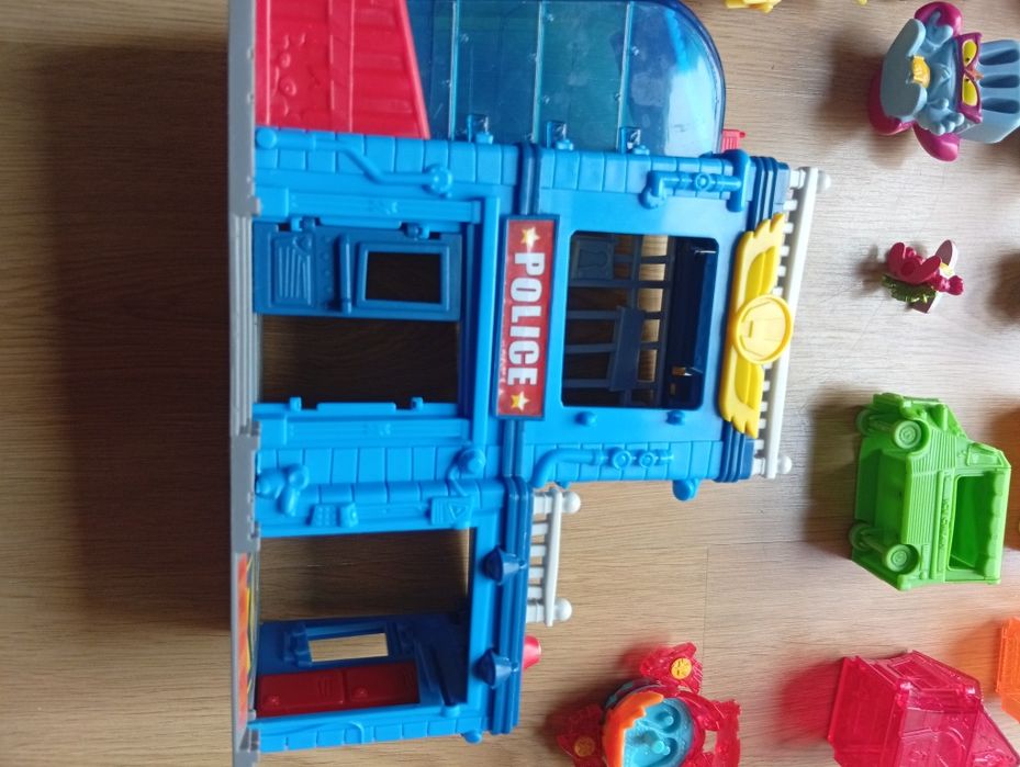 Conjunto de superthings e kazooms