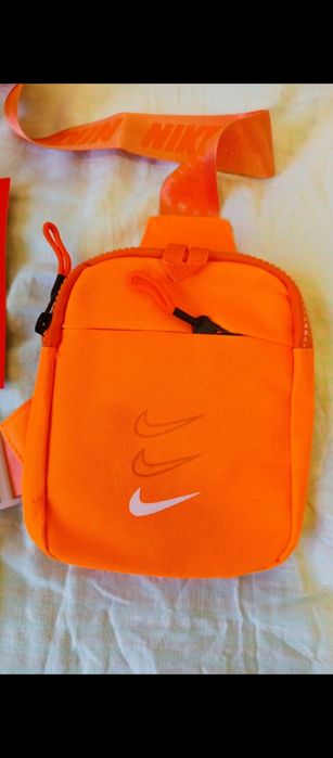 Torebka Nike pomarańczowa