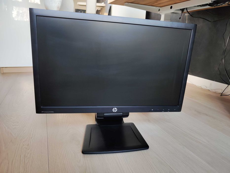 Monitor 23" HP Compaq LA2306x | Full HD | Pivot | Sprawny + Kabel