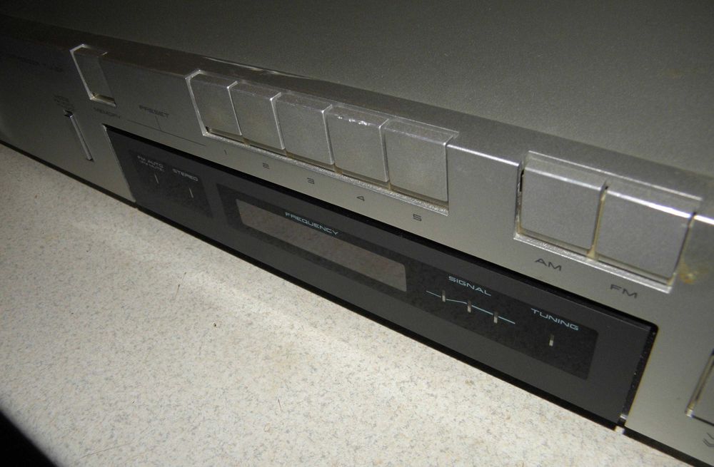 ! Wysyłka GratiS ! AKAI Tuner AT-S210 Radio alu panel AT 210 szerokość 44 cm Unitra Diora