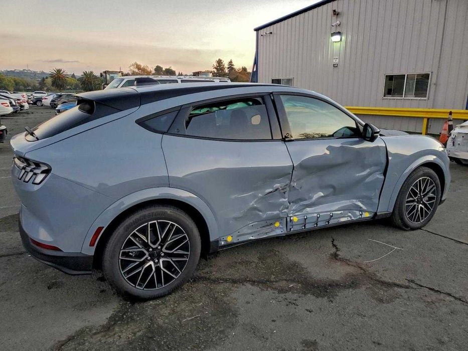 Бампер Ford Mustang Mach-E Розборка Форд Мустанг Мач-Е Запчастини Ford