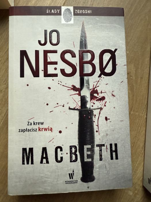 Książki Jo Nesbo tytuły na zdjeciach