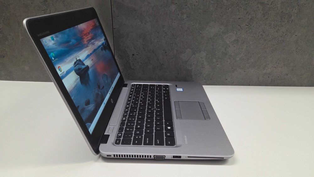 Mały HP EliteBook 820 i7 6600U ram 8GB dysk 256SSD Laptop Win11 FHD