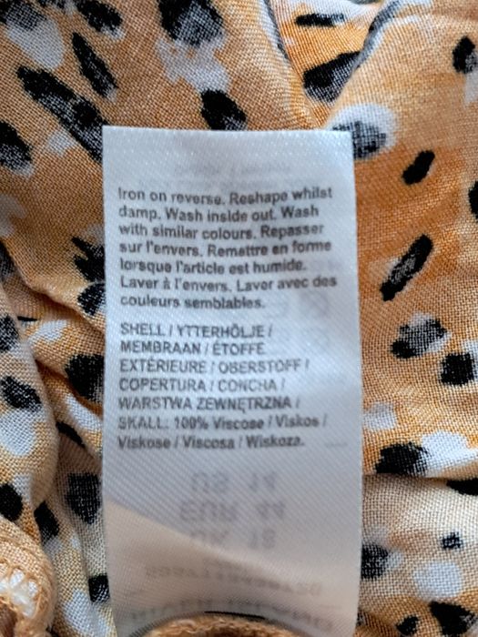 Bluzka długi rękaw  - 16/18.   (100% wiskoza)