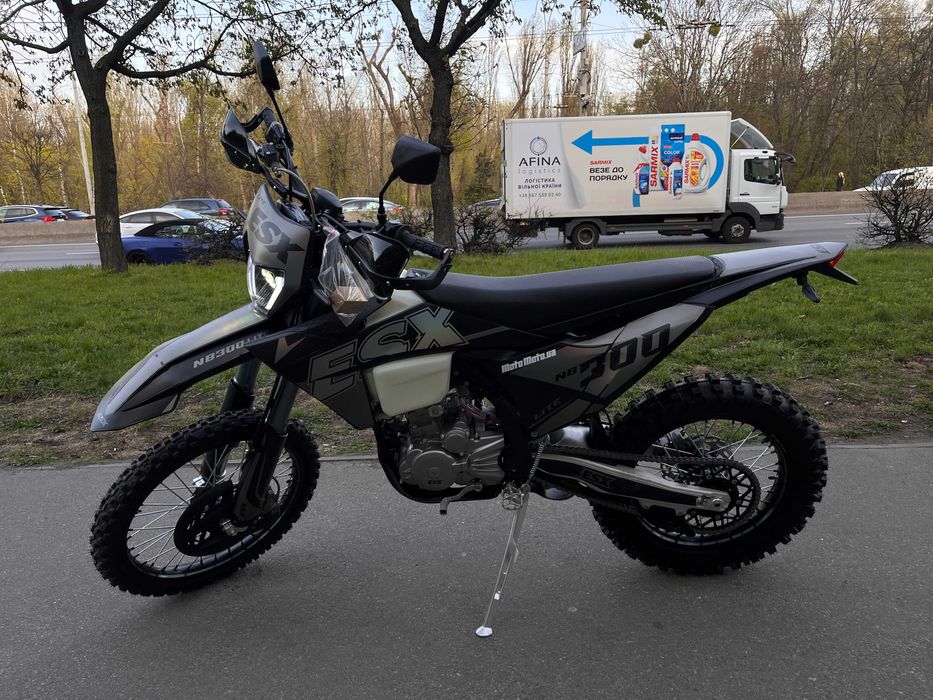 Мотоцикл ESX NB300 Lite II