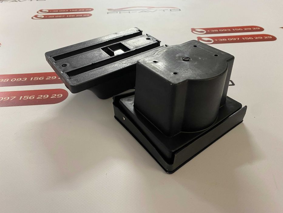 Skoda Octavia A5 підлокотник з USB подлокотник с USB Premium