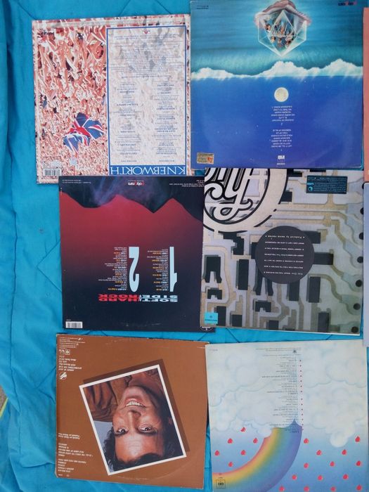 12 vinis incluindo Gal Costa