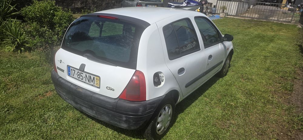 Renault clio 1.2 LER DESCRIÇÃO