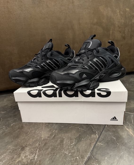 adidas xlg runner deluxe total black 44 оригинал jr3086