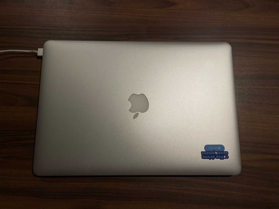 MacBook Pro 15 Retina 2014 i7 16GB 256GB SSD dobry stan