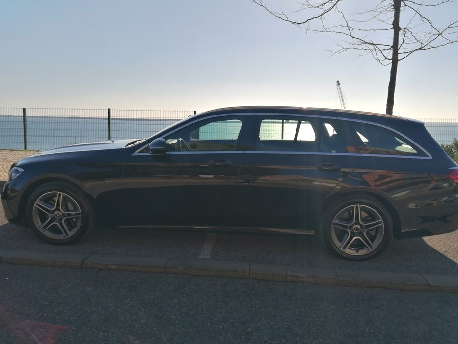 Vendo Mercedes E 300 de AMG Line