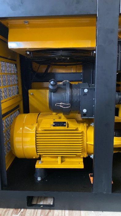 Повітряний гвинтовий компресор для піскоструя