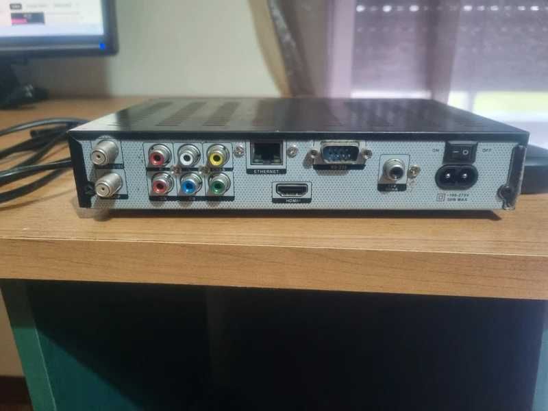 Skybox F3 HD